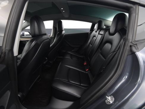 Used 2022 Tesla Model 3 Long Range image 39