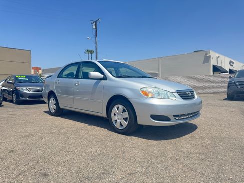 Used 2006 Toyota Corolla CE FWD image 11