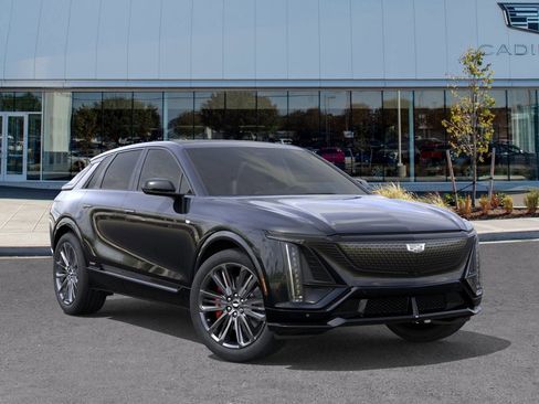 New 2026 Cadillac Lyriq V image 7