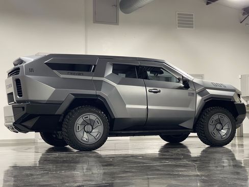 Used 2023 Cadillac Escalade Platinum Luxury image 16