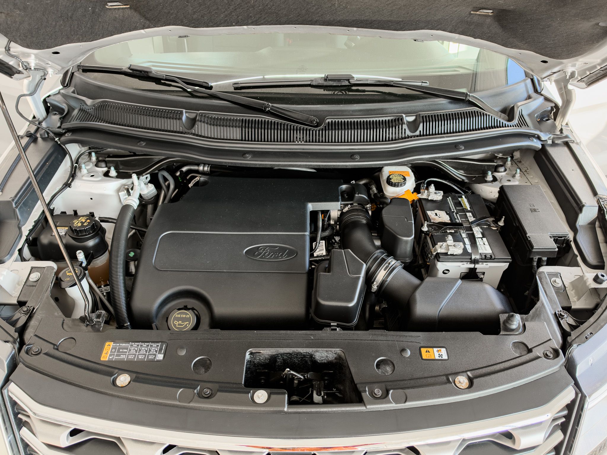 Used 2017 Ford Explorer 4WD XLT image 18