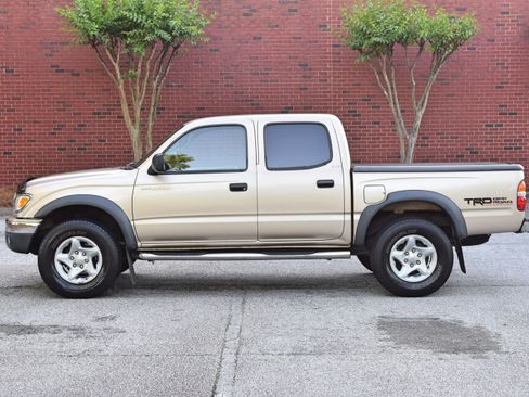 Used 2004 Toyota Tacoma 2WD Double Cab PreRunner V6 image 1