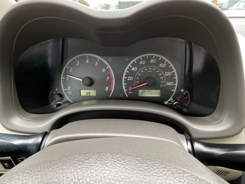 Used 2010 Toyota Corolla LE image 12