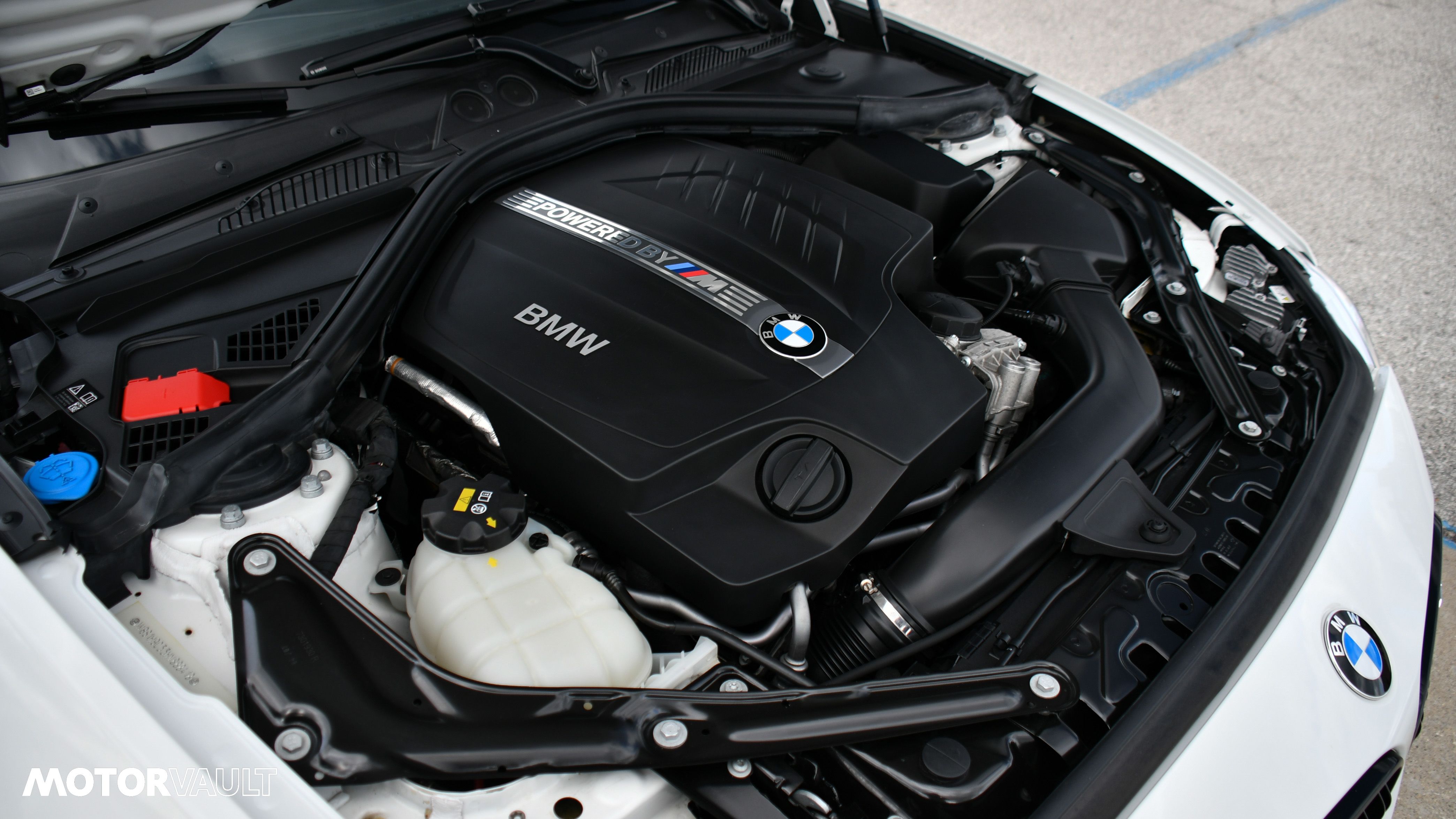 Used 2017 BMW M2 RWD image 13