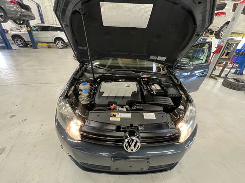Used 2013 Volkswagen Golf TDI image 16