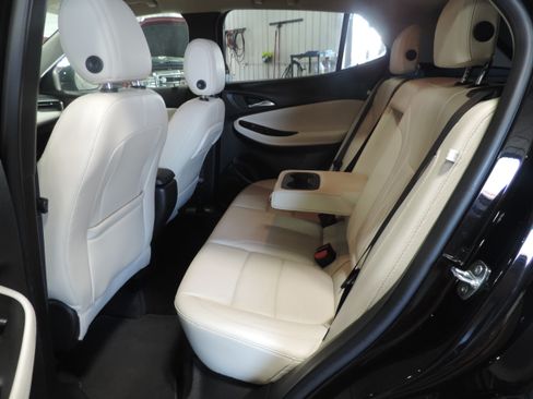 Used 2024 Buick Encore GX Avenir image 27