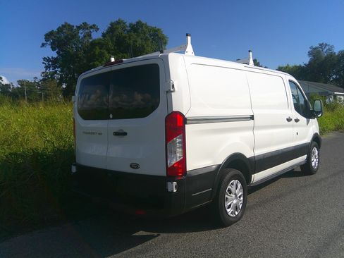 Used 2019 Ford Transit 150 XL image 6
