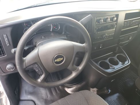 Used 2024 Chevrolet Express 2500 image 14