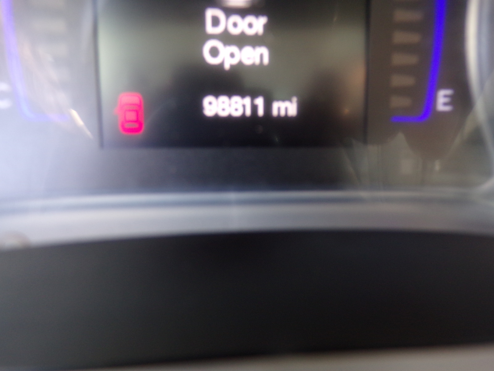 Used 2015 Chrysler 200 Limited FWD image 13