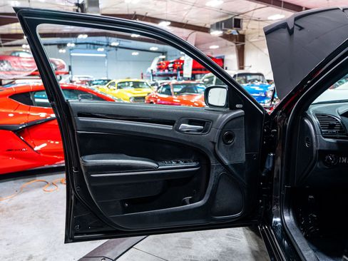 Used 2021 Chrysler 300 S image 20