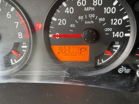 Used 2019 Nissan Frontier image 11