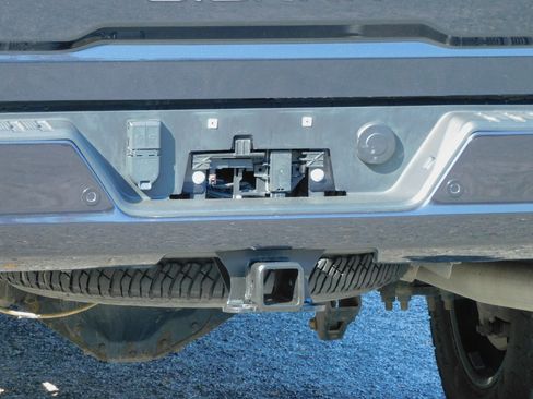 Used 2024 GMC Sierra 3500 AT4 image 16