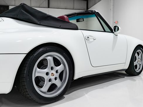 Used 1995 Porsche 911 Carrera image 24