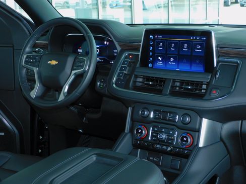 Used 2023 Chevrolet Tahoe LT image 29