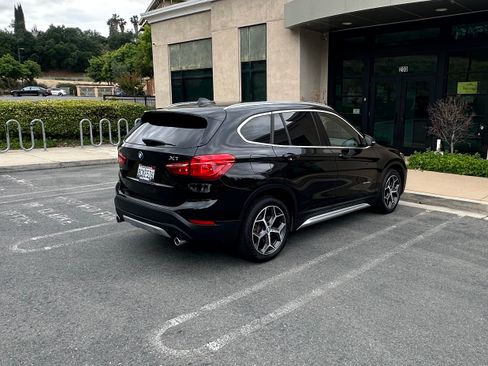 Used 2018 BMW X1 sDrive28i Sport Utility 4D FWD image 6