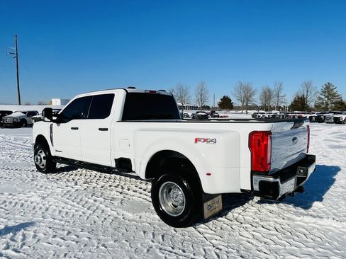 Used 2024 Ford F350 XLT image 4