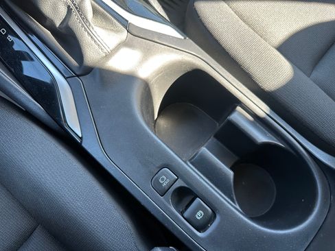 Used 2024 Toyota Corolla LE image 15