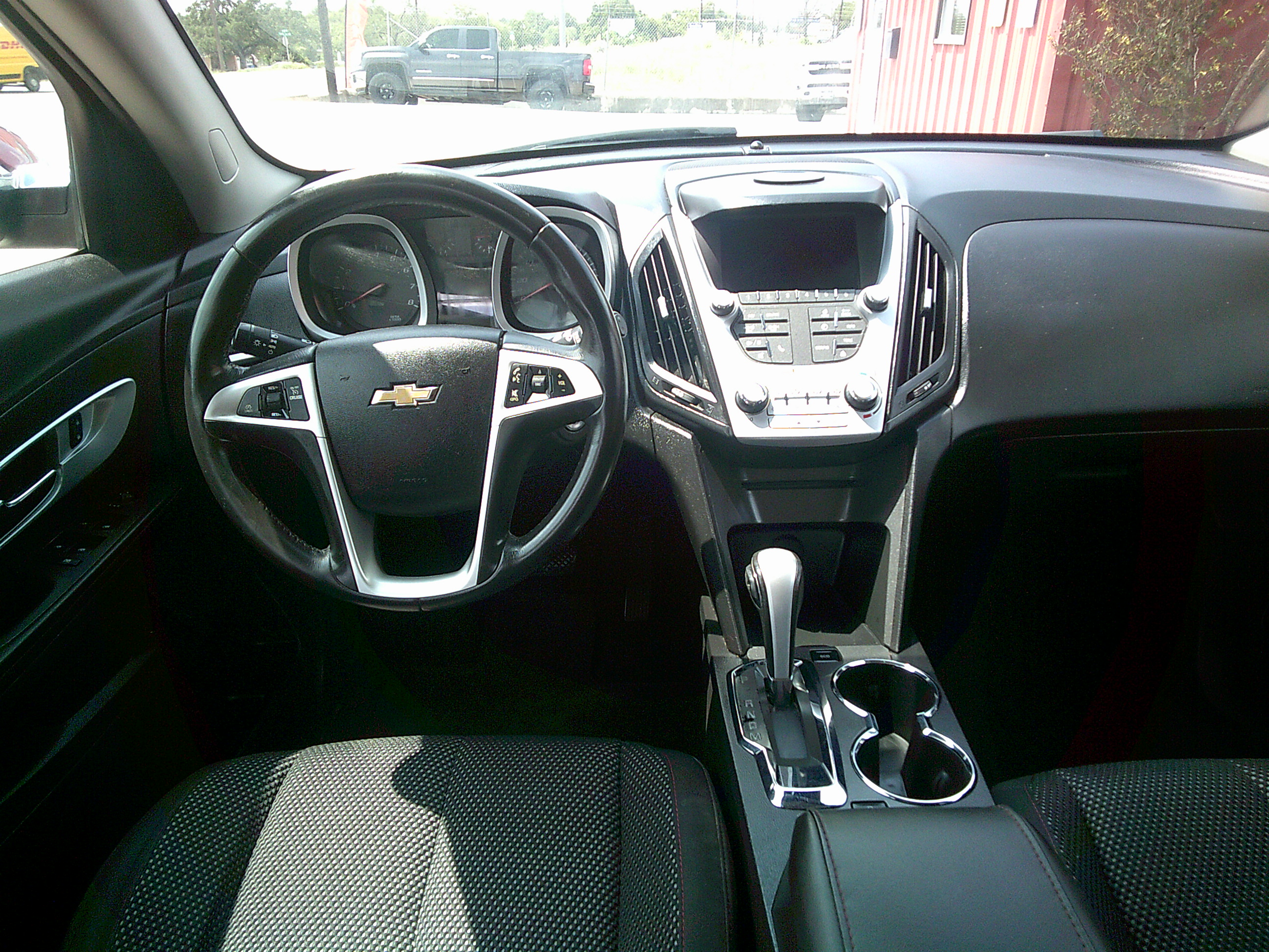 Used 2015 Chevrolet Equinox LT FWD image 14