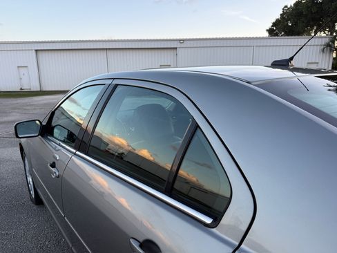 Used 2009 Mercury Milan Premier image 46