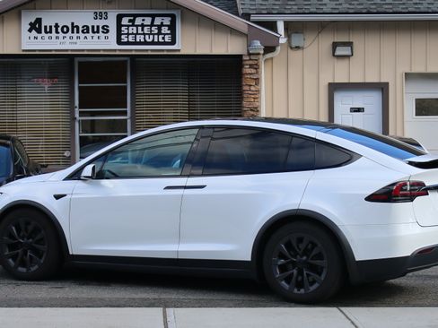 Used 2023 Tesla Model X Long Range image 2
