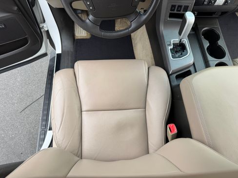 Used 2011 Toyota Sequoia Limited image 18