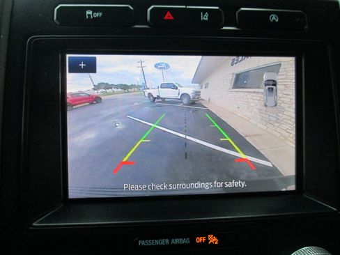Used 2021 Ford Expedition 2WD XLT image 24