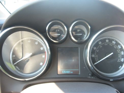 Used 2012 Buick Verano Leather image 10