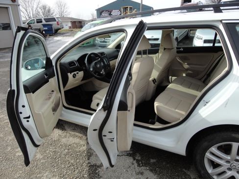 Used 2014 Volkswagen Jetta TDI image 6