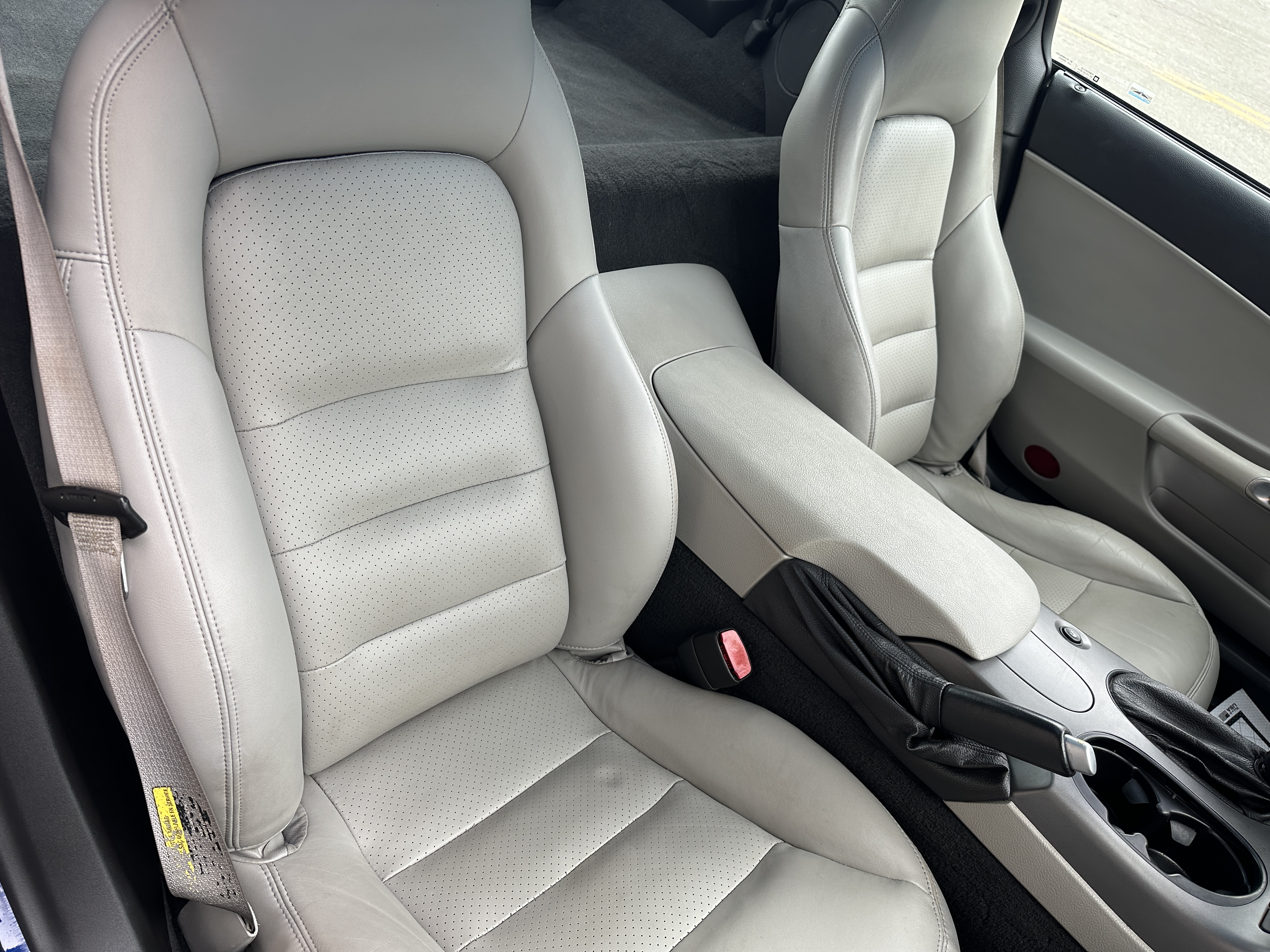 Used 2006 Chevrolet Corvette Coupe RWD image 11