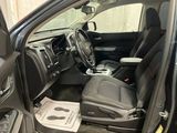 Used 2018 Chevrolet Colorado LT image 2