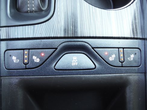 Used 2018 Chevrolet Impala LT image 21