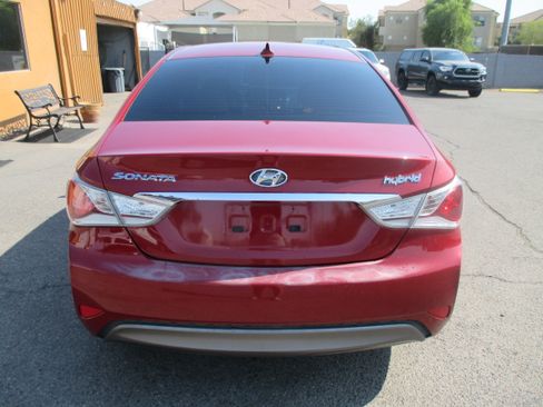 Used 2012 Hyundai Sonata Hybrid FWD image 6
