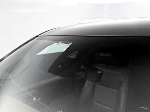 Used 2021 Chevrolet Tahoe High Country image 14