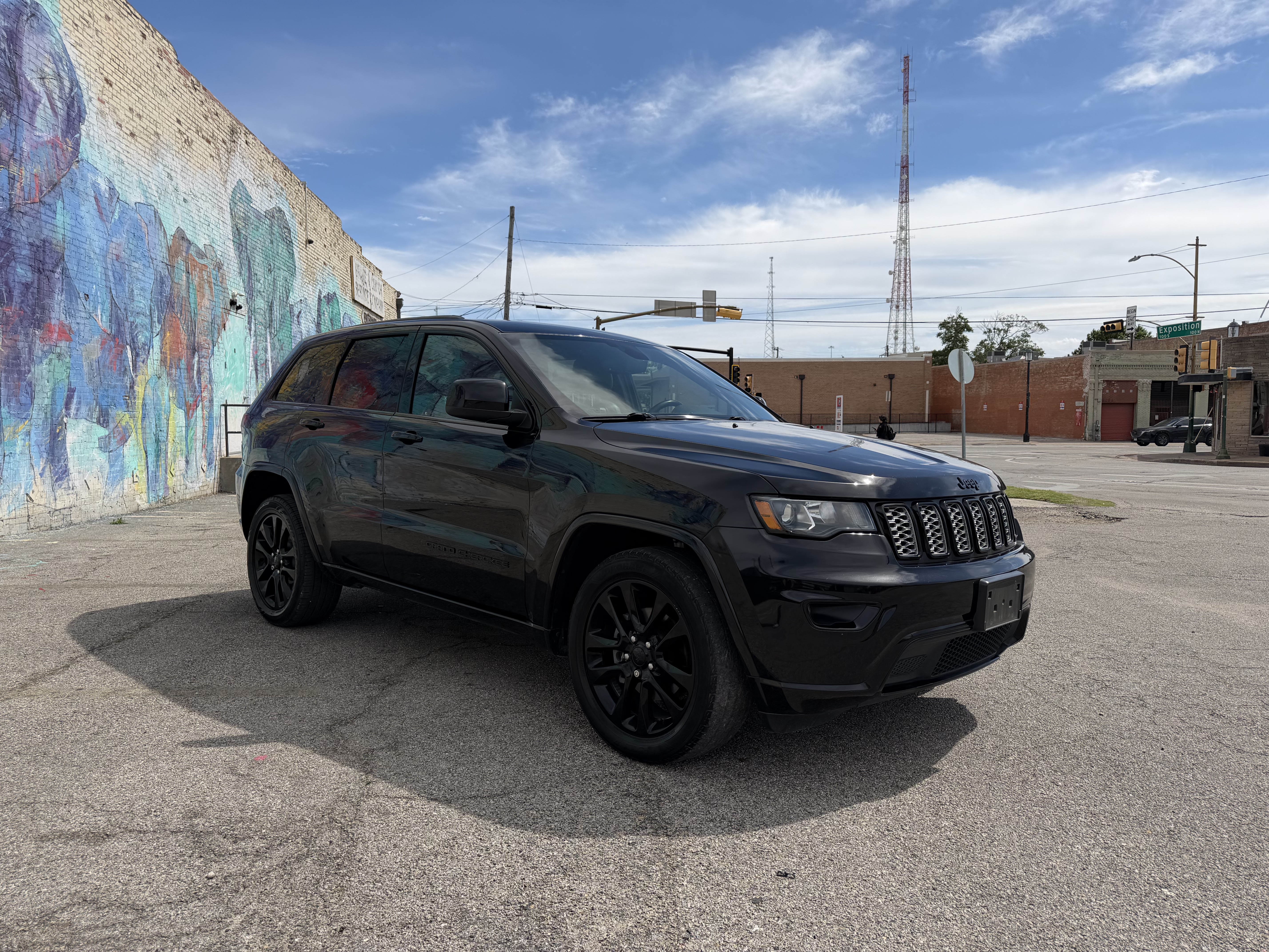 Used 2018 Jeep Grand Cherokee 2WD Laredo image 10
