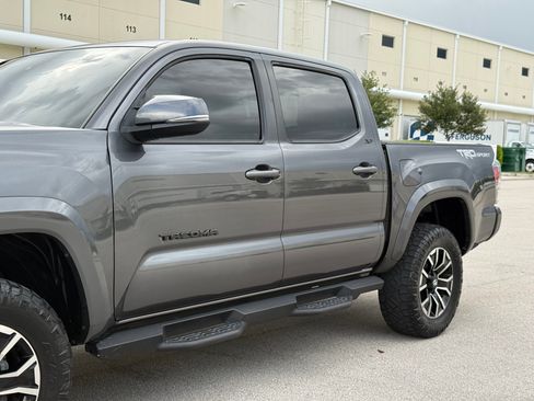 Used 2021 Toyota Tacoma TRD Sport RWD image 28