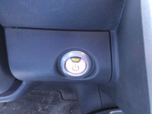 Used 2017 Nissan Leaf S image 31