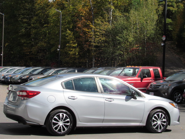 Used 2022 Subaru Impreza 2.0i Sedan AWD/4WD image 10