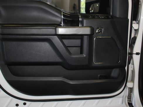 Used 2022 Ford F350 4x4 Crew Cab Super Duty image 19