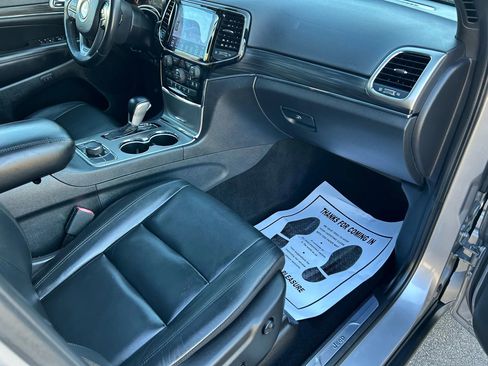 Used 2019 Jeep Grand Cherokee Limited image 69