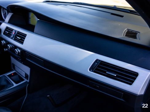 Used 2008 BMW M5 image 54