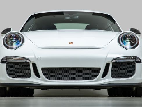 Used 2016 Porsche 911 R RWD image 14