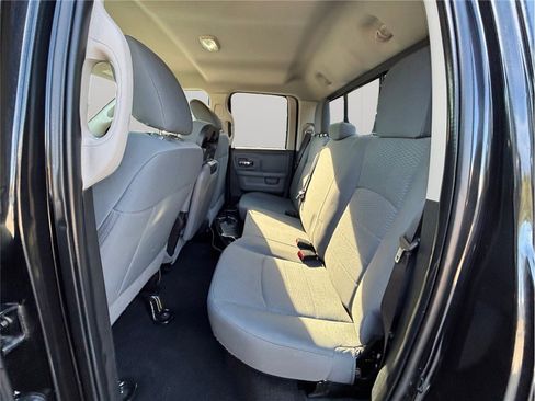 Used 2017 RAM 1500 Classic SLT image 27