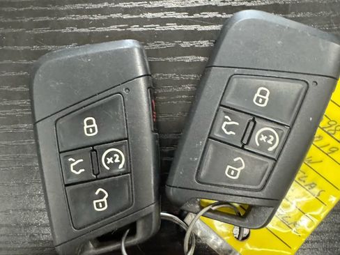 Used 2019 Volkswagen Atlas SE image 40