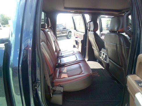 Used 2018 Ford F150 King Ranch image 8