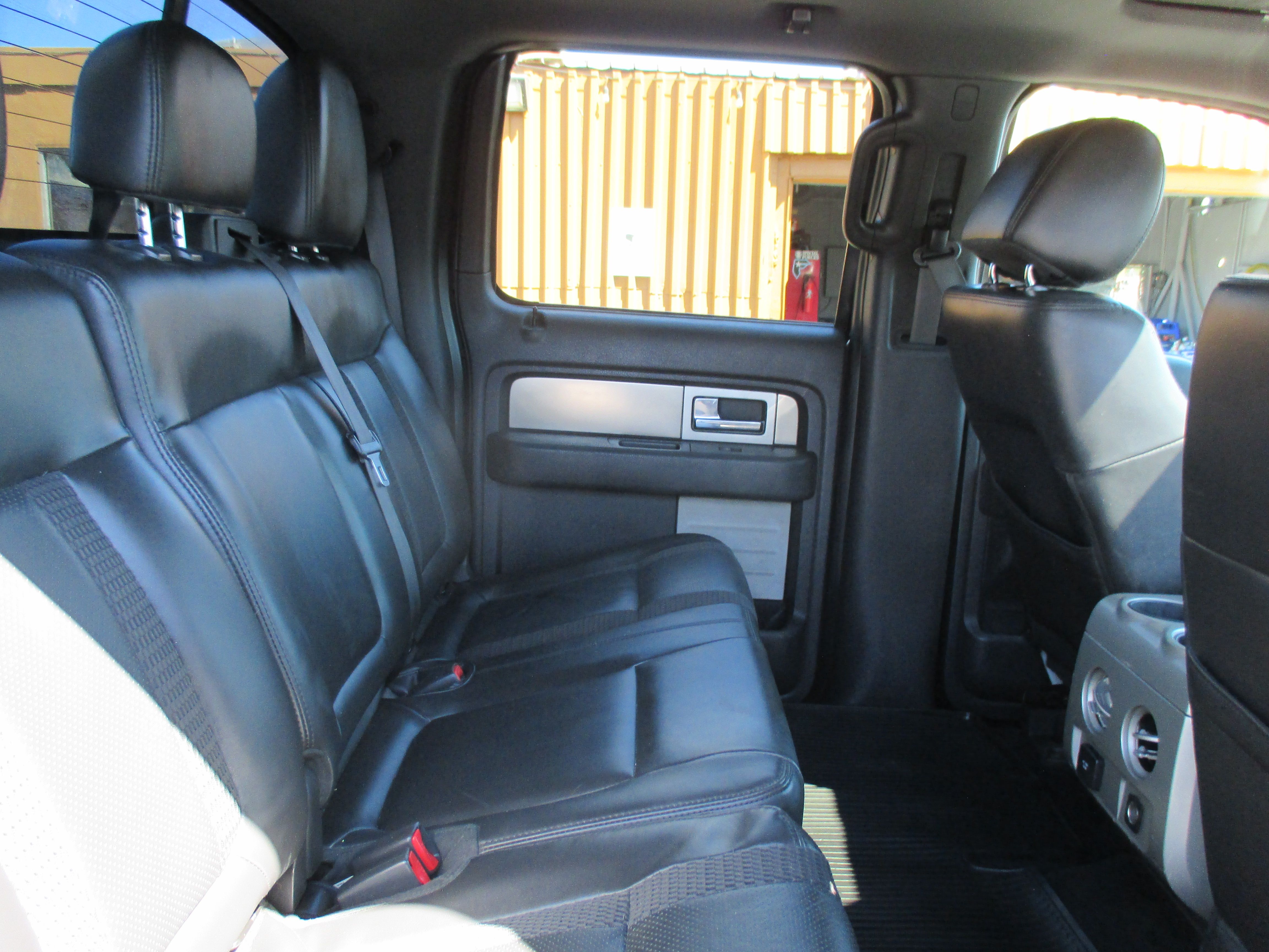 Used 2012 Ford F150 4x4 Crew Cab SVT Raptor image 15