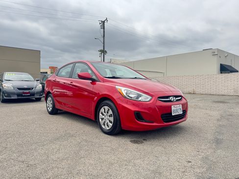 Used 2015 Hyundai Accent GLS Sedan FWD image 11