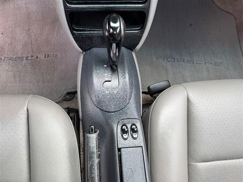 Used 1999 Porsche Boxster image 12