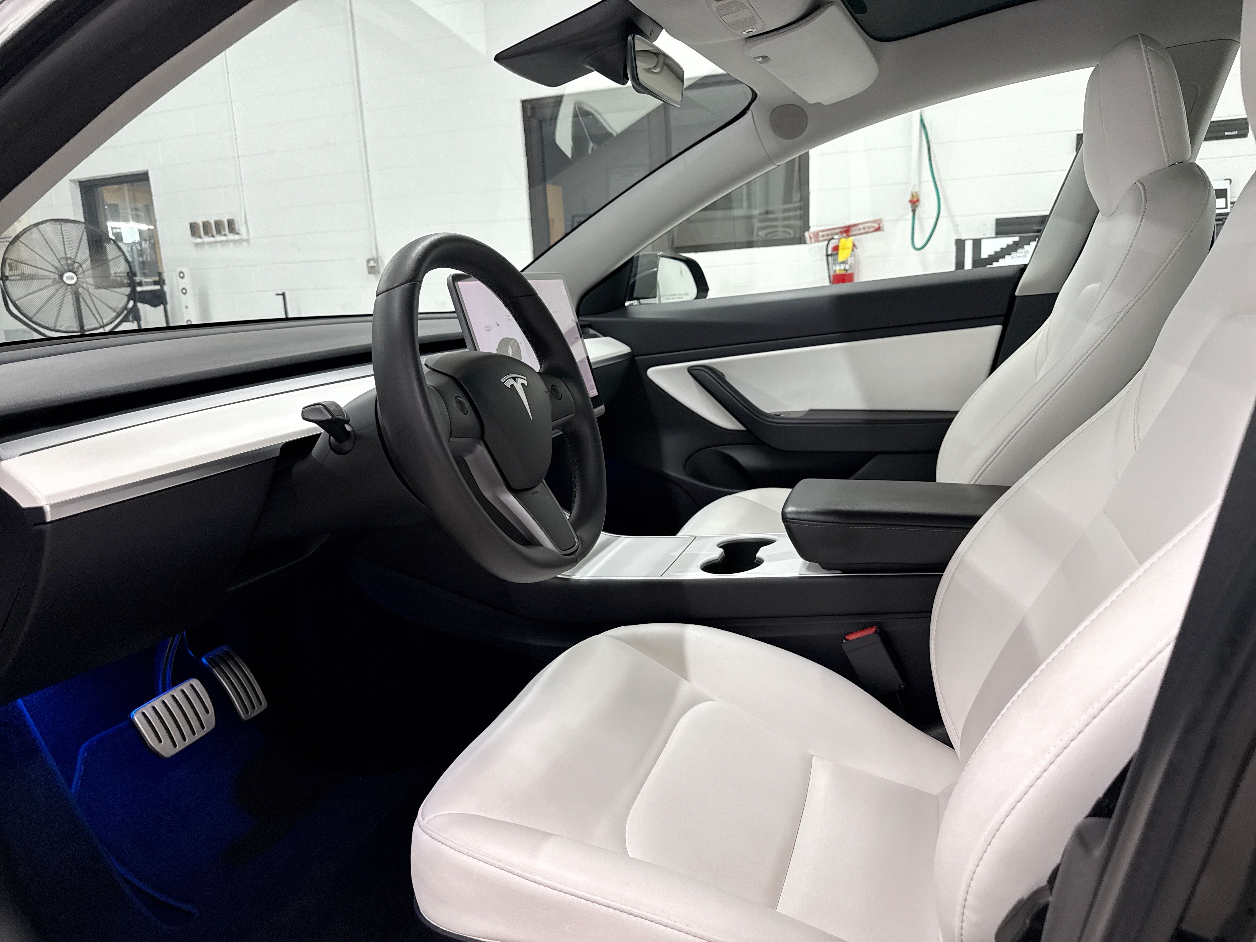 Used 2020 Tesla Model 3 Performance AWD/4WD image 7