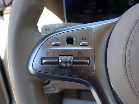 Used 2020 Mercedes-Benz S 560e image 29