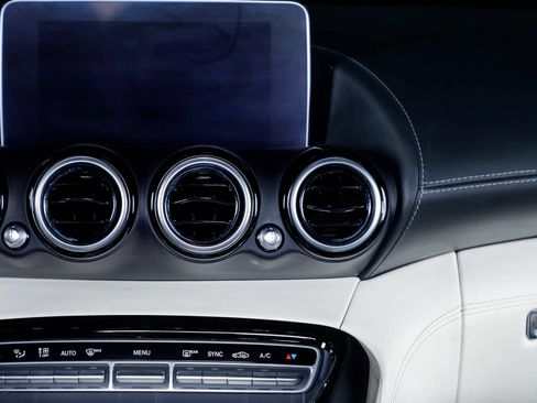 Used 2017 Mercedes-Benz AMG GT S Coupe image 95